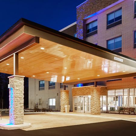 Holiday Inn Express & Suites Chicago North Shore - Niles By Ihg Екстериор снимка