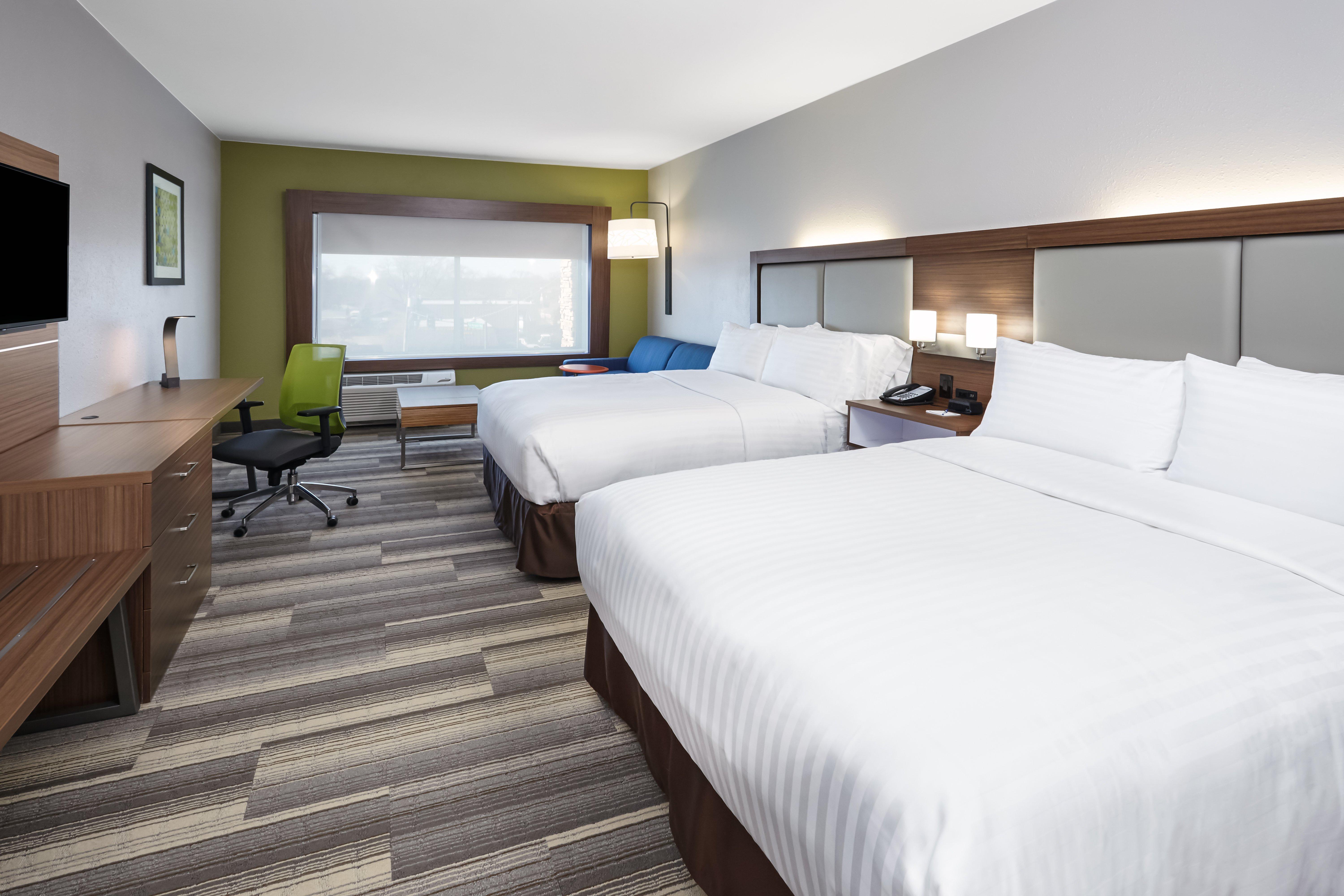 Holiday Inn Express & Suites Chicago North Shore - Niles By Ihg Екстериор снимка