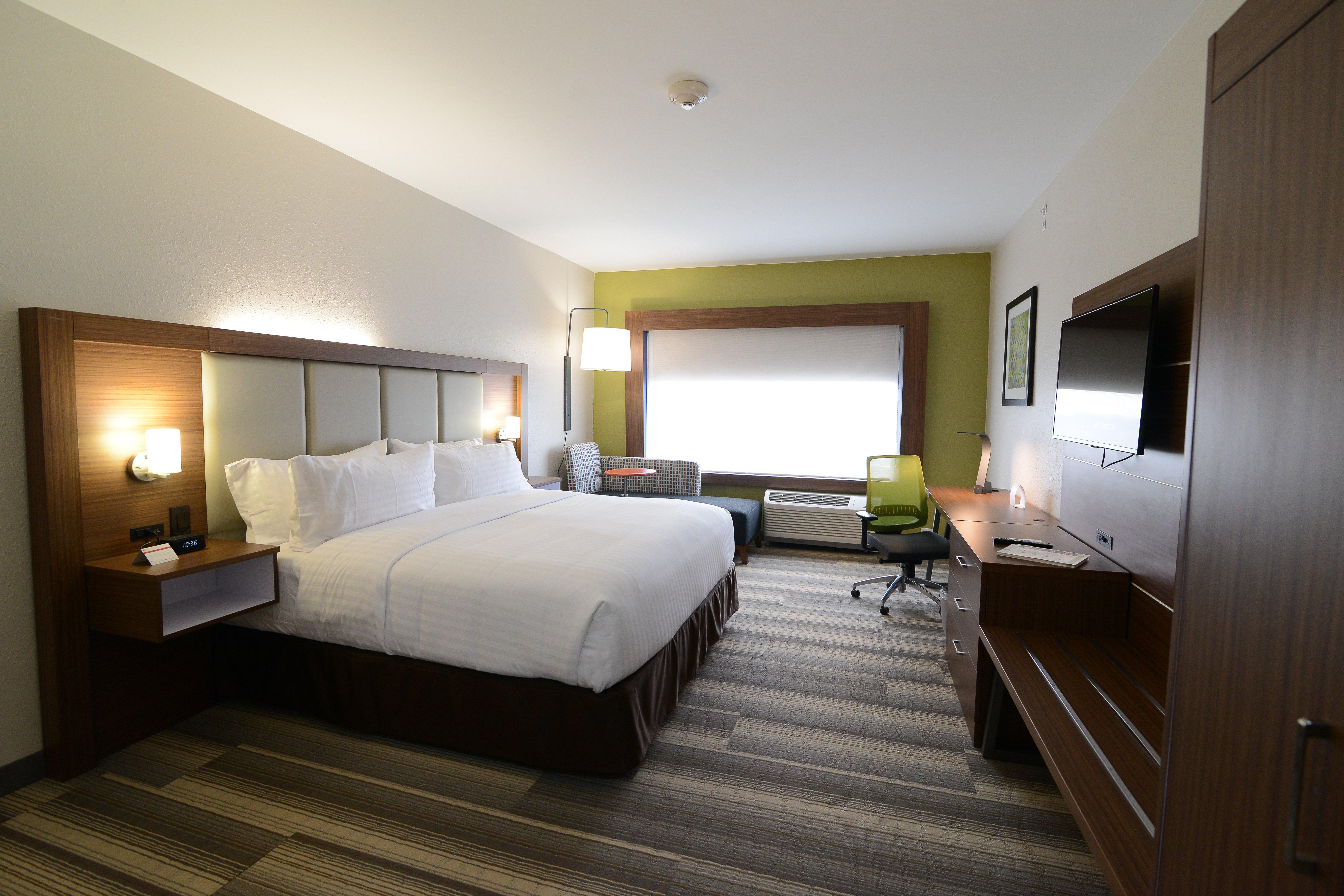 Holiday Inn Express & Suites Chicago North Shore - Niles By Ihg Екстериор снимка